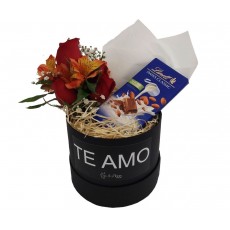 Box Floral - Te amo com chocolate Lindt